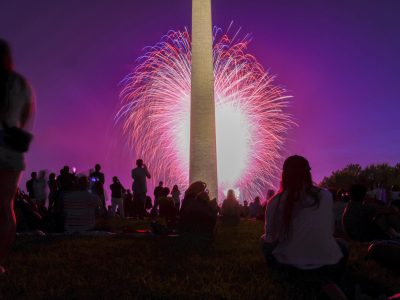Casa Blanca celebra récord Guinness por show de fuegos artificiales