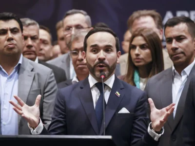 Abelardo de la Espriella asume la Presidencia de Colombia con el desafío de enfrentar la seguridad y la crisis de salud