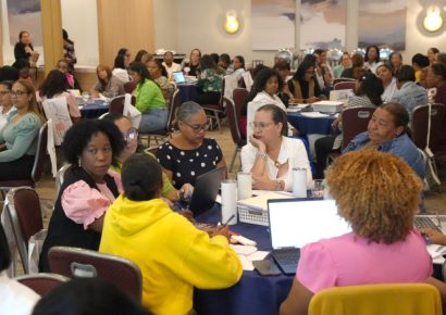 Minerd capacita a más de 90,000 docentes antes del inicio del año escolar 2026-2027