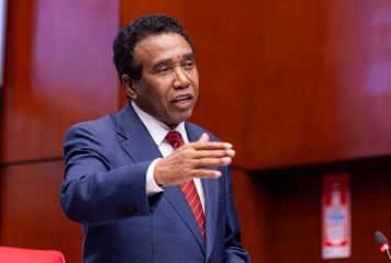 Félix Bautista reintroduce proyecto para sustituir Ley 6132