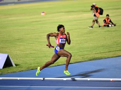 Marileidy Paulino avanza con autoridad a la final de 400m