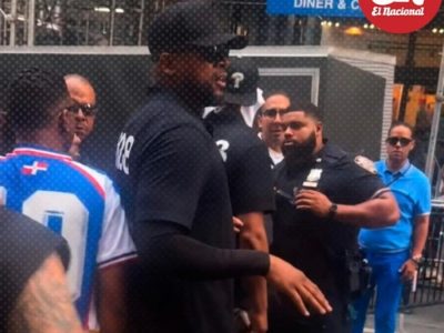 Enfrentamiento entre Alofoke y comunicador Alfredo de la Cruz en Parada Dominicana