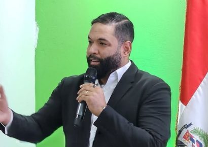 Empresario es detenido como «prófugo» por error de Interpol