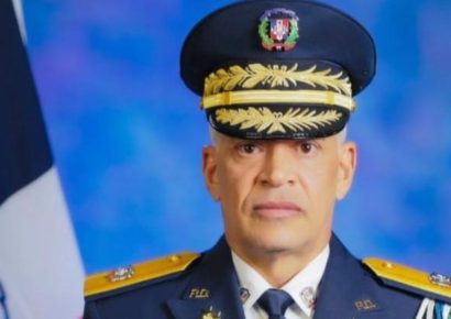 Nuevo director PN advierte destitución por incumplimiento