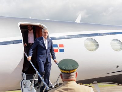 Abinader regresa a Santo Domingo tras agenda oficial en Cali