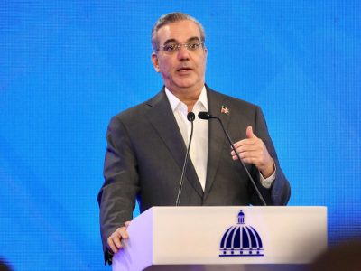Abinader destaca legado de los héroes de la Restauración y llama a preservar la soberanía nacional