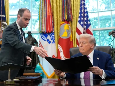 Trump designa a Will Scharf como nuevo asistente y asesor jurídico de la Casa Blanca