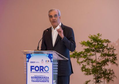 Abinader: compras públicas deben traducirse en soluciones reales