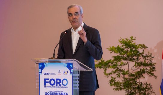 Abinader: compras públicas deben traducirse en soluciones reales