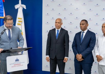 Ministro Paíno Henríquez encabeza juramentación de Nidio Encarnación Santiago como director de UTEPDA