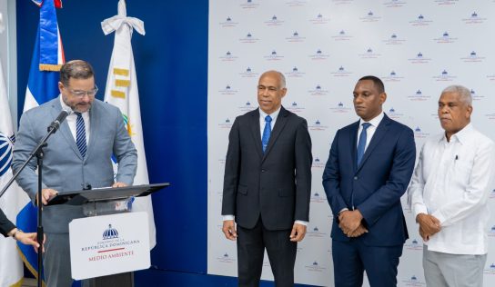 Ministro Paíno Henríquez encabeza juramentación de Nidio Encarnación Santiago como director de UTEPDA