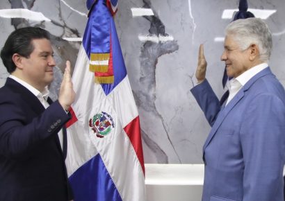 Alejandro Campos juramentado como director de Apordom
