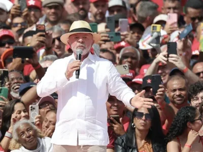 Lula lidera intención de voto en Brasil tras inicio de campaña