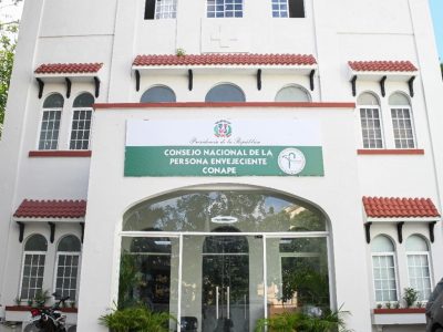 Conape refuerza acciones para proteger a adultos mayores frente al maltrato y abandono