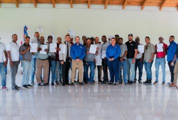 Gobierno entrega más de RD$21 millones para modernizar sistemas de riego agrícola