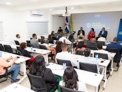 ETED avanza proyecto de baterías para fortalecer SENI