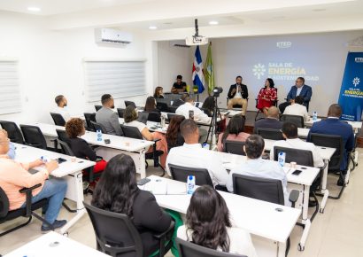 ETED avanza proyecto de baterías para fortalecer SENI