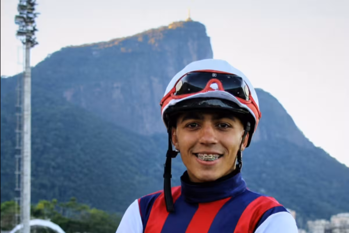 Muere el jinete brasileño Leandro Henrique tras caída en Río