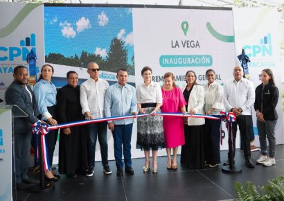 SNS entrega centros de salud renovados e inicia transformación del Hospital Materno Ramón Báez en Cotuí con inversión superior a RD$350 millones