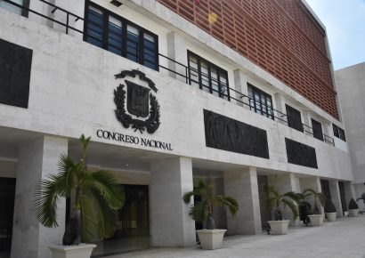 Presidencia de Comisión de Frontera provoca enfrentamiento entre Pacheco y vocero de FP