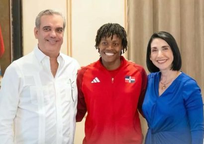 Abinader celebra oro y récord de Marileidy Paulino
