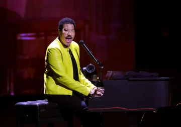 Lionel Richie hospitalizado tras concierto en St. Louis