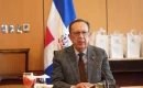 Abinader ratifica a Héctor Valdez Albizu como gobernador del Banco Central