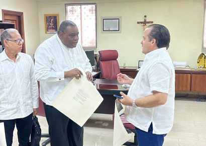 Iglesia y autoridades dialogan sobre POT de Verón-Punta Cana