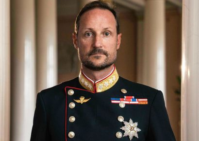 Haakon VIII sucede a Harald V y se convierte en el nuevo monarca de Noruega