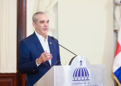 Presidente Abinader lanza Eficompras, primera tienda virtual del Estado dominicano para agilizar las compras públicas por debajo del umbral