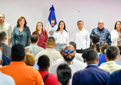 Ministerio de Interior y Policía escucha a la comunidad y coordina respuestas en Mesa de Seguridad de Santiago Oeste