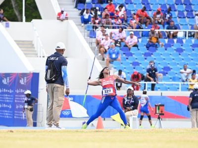 Yesi Tejeda rompe récord nacional en jabalina