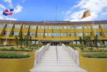 JCE advierte: crear partido exige requisitos legales y financieros