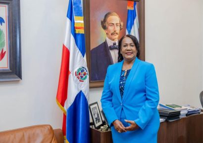 Luis Abinader designa a Kenia Xiomara Guante Valdez como directora del INAIPI