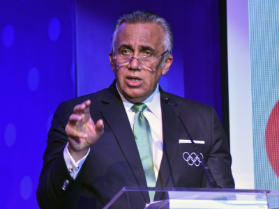 Luis Mejía Oviedo agradece a RD en clausura de Santo Domingo 2026