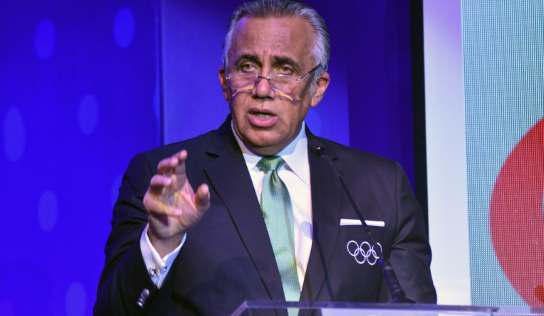 Luis Mejía Oviedo agradece a RD en clausura de Santo Domingo 2026