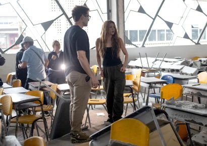 Shakira llega a Quibdó junto a Howard Buffett para apoyar a víctimas del terremoto