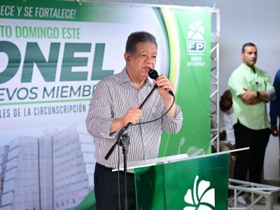 Leonel Fernández denuncia ‘tormenta perfecta’ en SDE