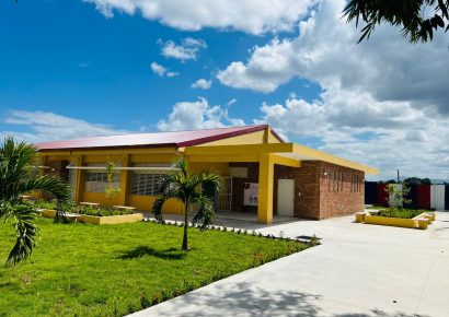 Minerd habilita 1,200 aulas y da mantenimiento a 1,342 planteles