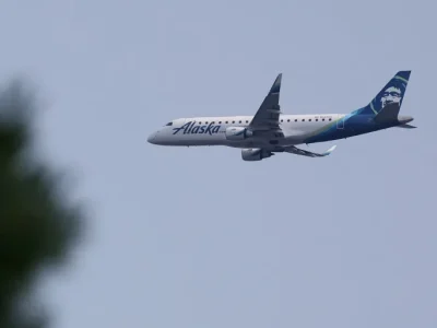 Ocho personas mueren tras estrellarse un avión en una zona remota de Alaska
