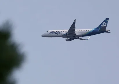 Ocho personas mueren tras estrellarse un avión en una zona remota de Alaska