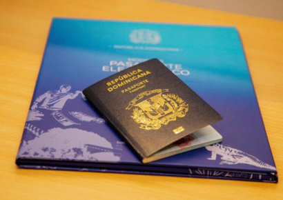Nuevo pasaporte biométrico incluirá seguro de repatriación