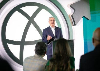 Abinader promete acuerdo tarifario recíproco con EE. UU.