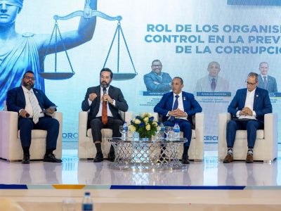 RD comparte experiencia en recuperación de activos y lucha anticorrupción