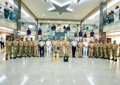 MIDE recibe con honores a campeones de Fuerza Comando