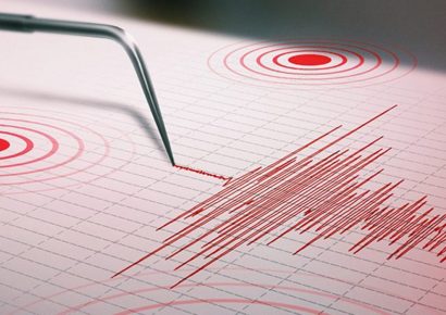 Fuerte sismo de 7,7 sacude costas de Indonesia