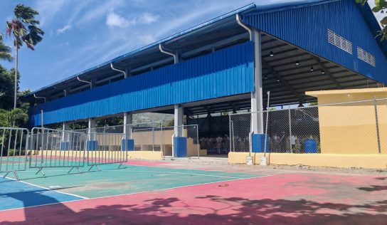 Presidente  Abinader inaugura el techado del Politécnico Femenino Mercedes Morel que beneficiará a más de 600 estudiantes en La Vega