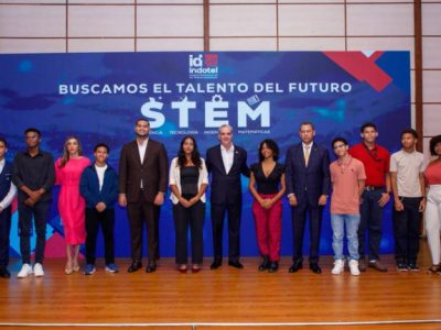 Abinader entrega más de 36,000 becas de educación tecnológica vía ITLA