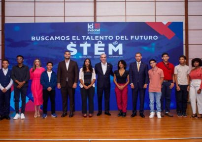 Abinader entrega más de 36,000 becas de educación tecnológica vía ITLA