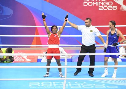Estefani Almánzar da primer oro al boxeo dominicano